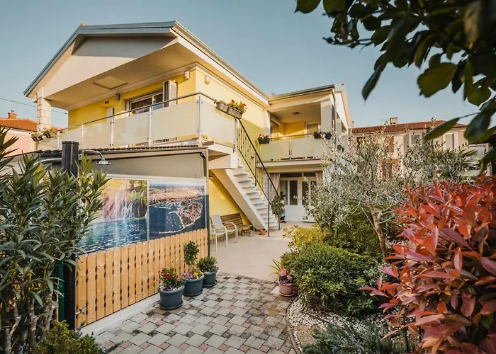 Apartments Mavel