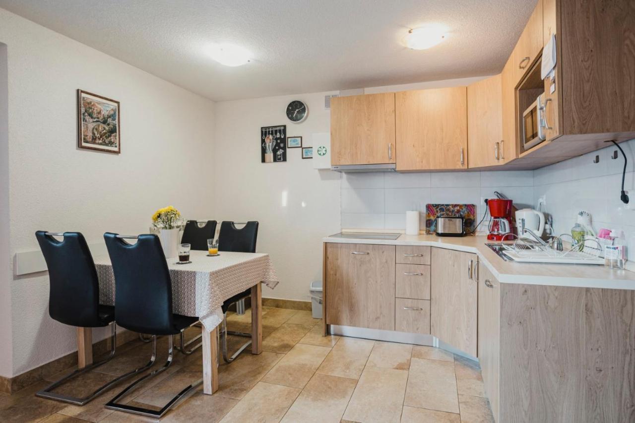Apartment Mavel *